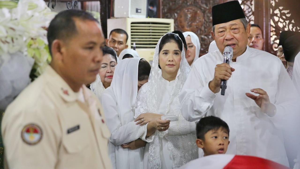 Cucu Ani Yudhoyono