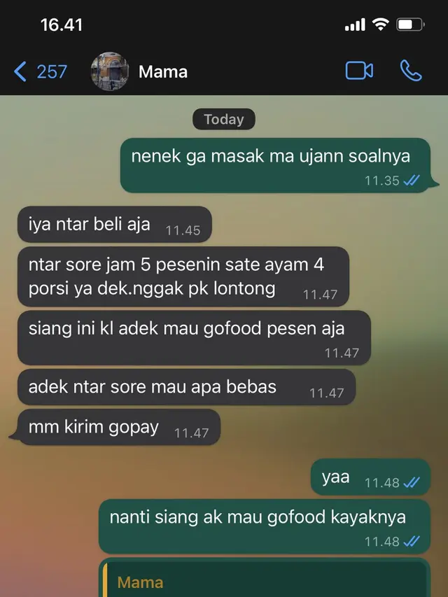 6 Chat Ibu Langsung Peka Kirim Uang ke Anaknya Ini Bikin Senyum-Senyum