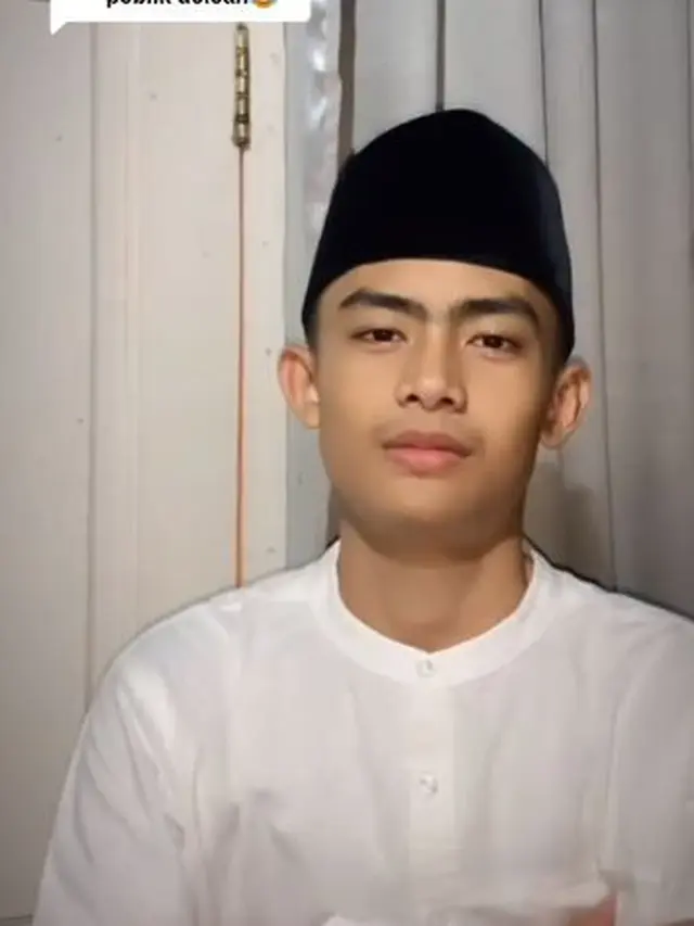 6 Potret Remaja yang Disebut Wajahnya Mirip Pratama Arhan, Bak Pinang Dibelah Dua