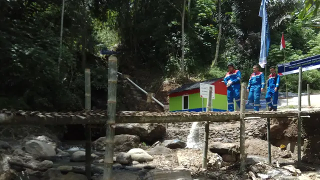 Energi Mandiri PLTMH Terangi Pelosok Indonesia