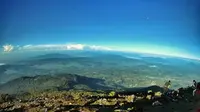 Taman Nasional Gunung Ciremai, Kuningan, Jawa Barat. (pluviophile1716/Instagram)