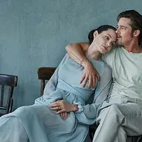 Di penghujung tahun 2016, publik dikejutkan dengan kabar perceraian Angelina Jolie dan Brad Pitt. Berbagai drama perceraian pun muncul hingga akhirnya kabar terbaru datang bahwa keduanya akan rujuk. Benarkah? (Instagram/brangelinaofficial)