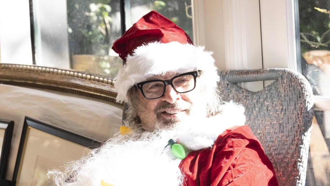 Robert Carradine: "Revenge of the Nerds" Actor Dies at 71