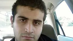 Sebuah foto tak bertanggal diambil dari akun media sosial Omar Mateen. Tersangka penembakan brutal di klub gay Pulse Orlando, Florida, itu tewas diterjang peluru polisi saat baku tembak terjadi di klub tersebut, Minggu (12/6). (HANDOUT/MYSPACE.COM/AFP)