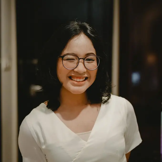 Shakiena Azalea, anak Pasha Ungu yang memukau di usia remaja