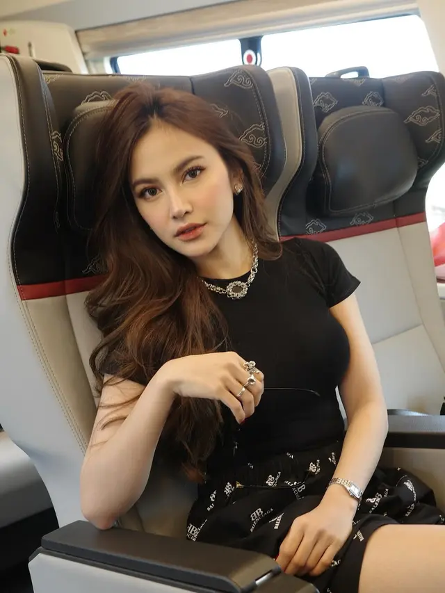 Mahalini dan Rizky Febian Mudik ke Cimahi