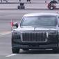 Limousine Hongqi N701 yang ditunggangi Presiden Xi Jinping untuk KTT G20 di Bali (YouTube/Kemkominfo TV)