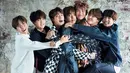 Untuk ukuran industri K-pop, jumlah yang dicetak oleh video musik DNA ini sangat banyak. Selain itu, video musik juga memperoleh 5 juta tanda like. (Foto: koreaboo.com)