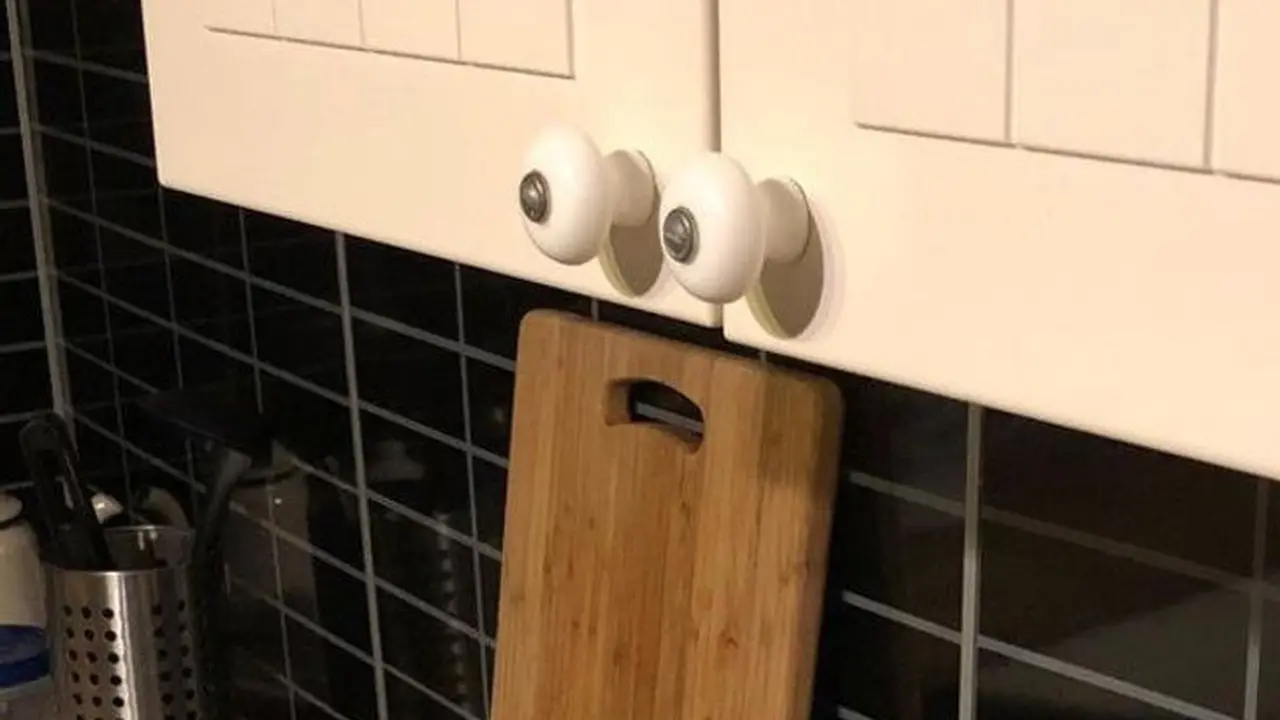 Bisa Jadi Pareidolia, Perhatikan 10 Potret Wajah di Benda Mati Ini