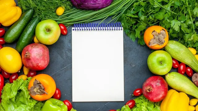 Ilustrasi asupan makanan/freepik.com