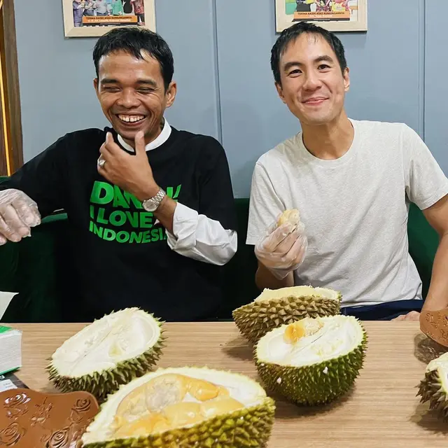 Daniel Mananta menyambangi kediaman Ustaz Abdul Somad (Instagram/vjdaniel)