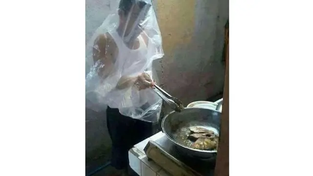 6 Kelakuan Nyeleneh Bapak-Bapak saat Masak Ini Bikin Ngakak