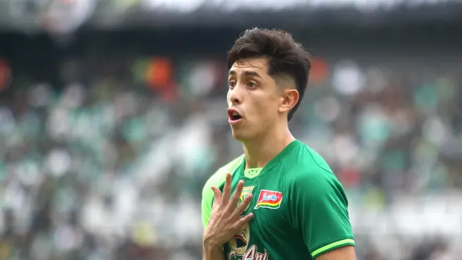 Francisco Rivera Kembali Beraksi: Persebaya Bersiap Sambut Pemain yang Pulih dari Cedera!