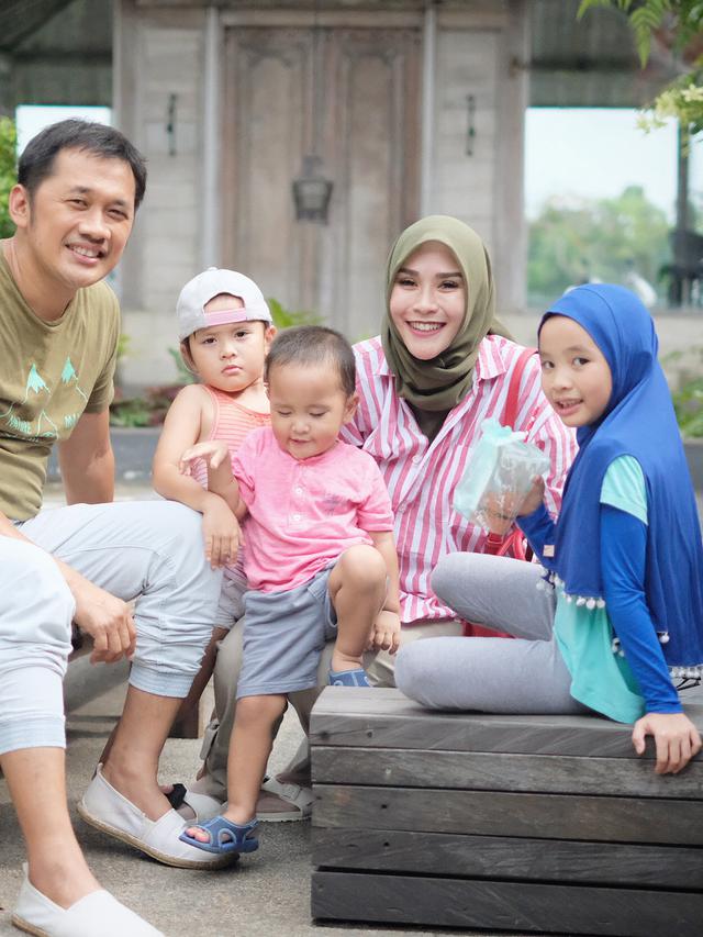 [Bintang] Zaskia Adya Mecca