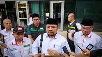 Menteri Agama (Menag) Yaqut Cholil Qoumas&nbsp;di Bandara King Abdul Aziz, Jeddah saat hendak kembali ke Tanah Air, Kamis (6/7/2023). (Nafiysul Qodar/Liputan6.com)