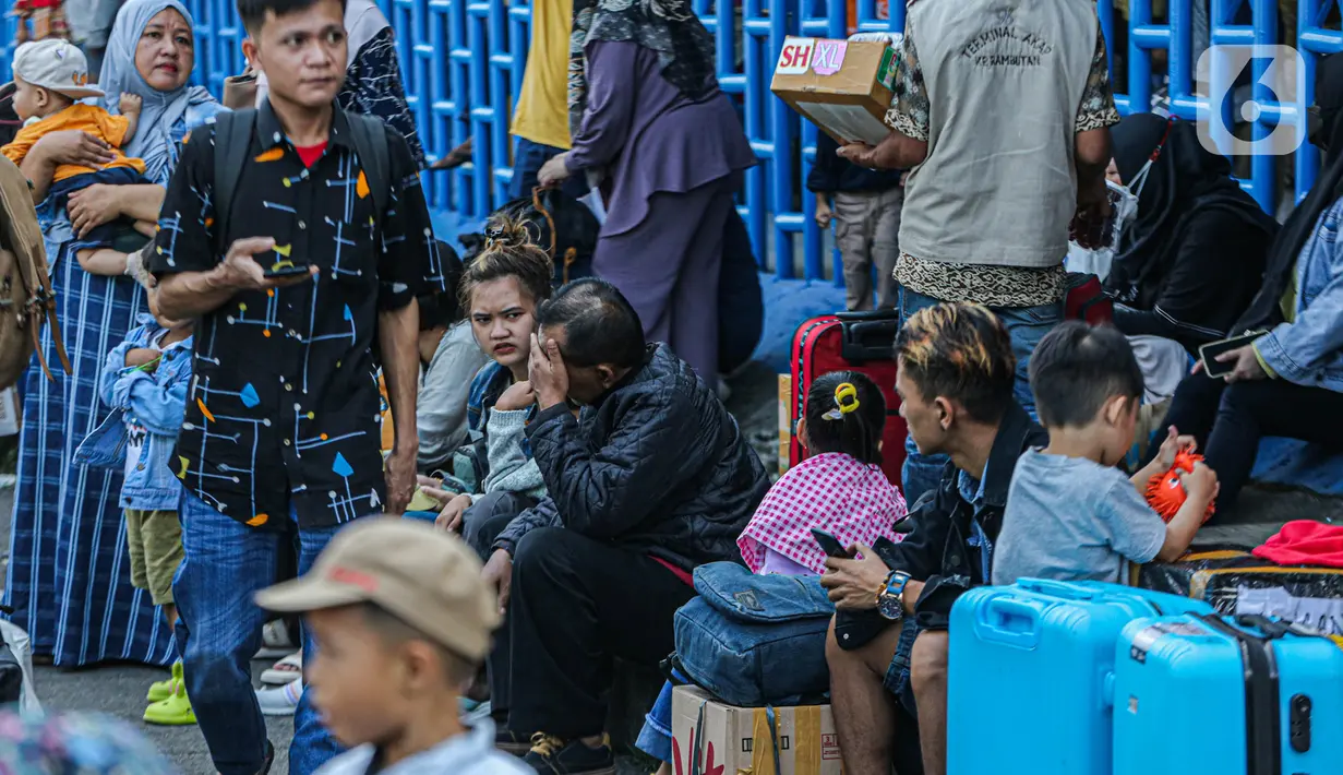 Kemudian, disusul oleh wilayah Jawa Barat dan Pulau Sumatera. (Liputan6.com/Faizal Fanani)