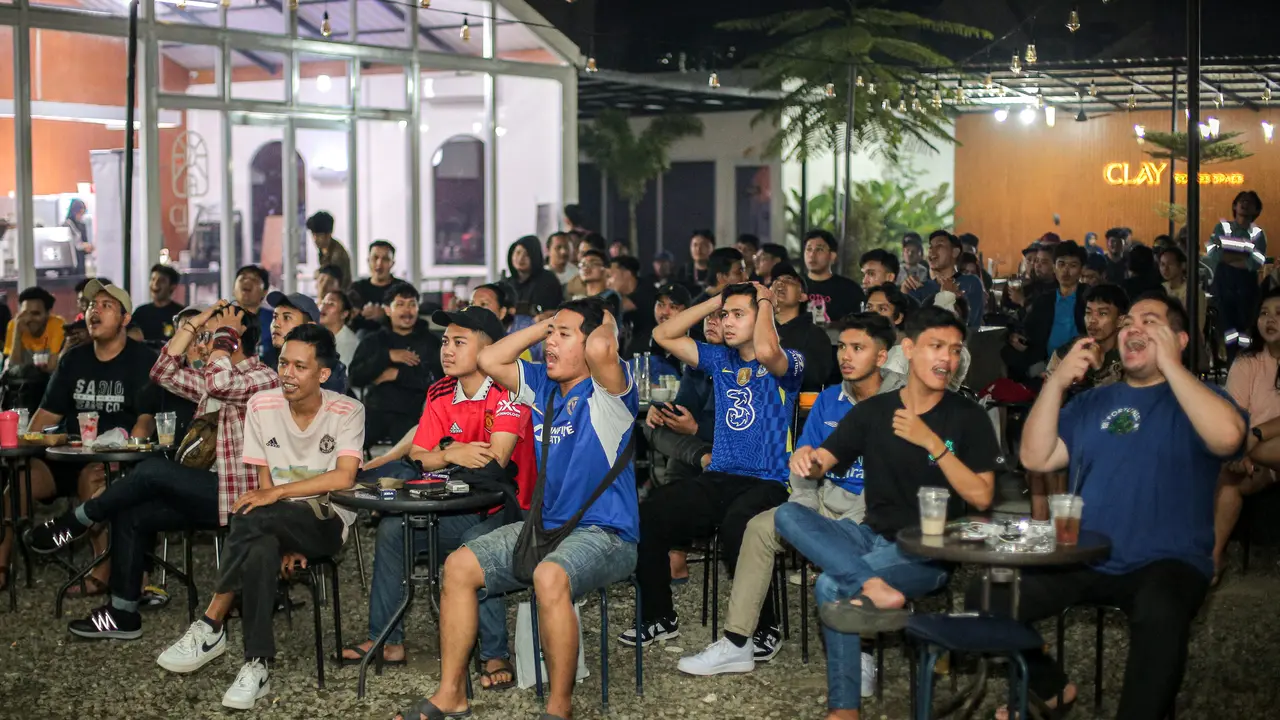 Roaring Night Chelsea Vs MU