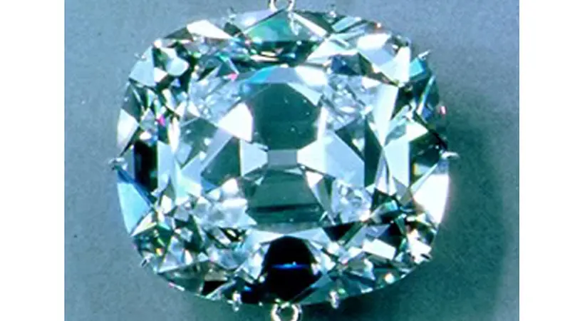 Cantiknya 7 Berlian Terbesar di Dunia