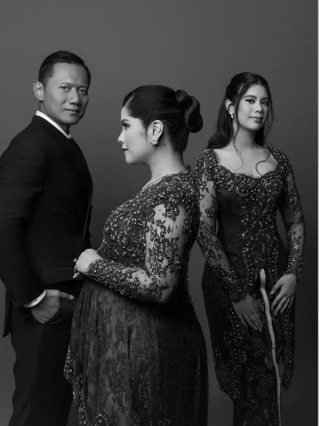 Almira Tunggadewi saat Maternity Shoot Annisa Pohan dengan sisi dewasanya. [@annisayudhoyono]