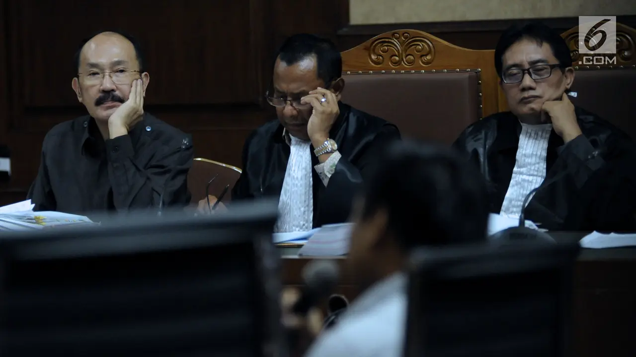 Raut Wajah Fredrich Yunadi Saat Dengar Keterangan Saksi