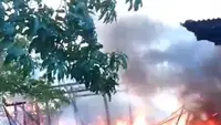 Kebakaran Hebat Landa Permukiman Padat Penduduk di Situbondo