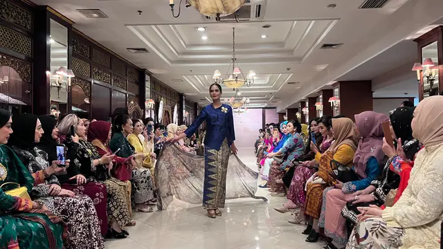 Kebaya yang Dihadirkan oleh Prabha Kartini Menjadi Bentuk perjuangan yang Bermakna