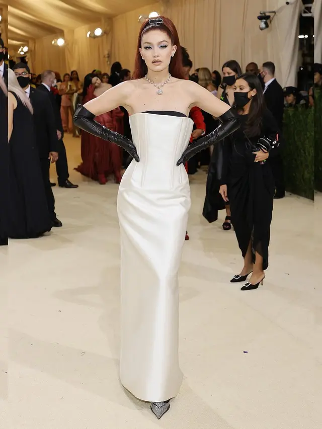 Penampilan 10 Selebriti Dunia di Met Gala 2021, Tampil Memukau