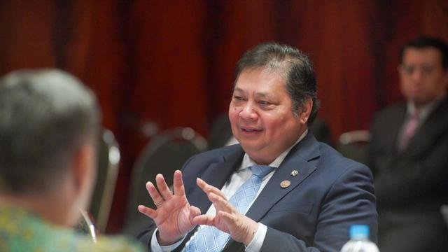 Airlangga Hartarto akan mewakili Presiden Joko Widodo, akan menerima penyerahan peta jalan OECD