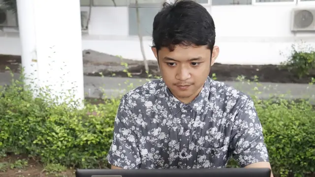 doktor termuda di ITS (foto: its.ac.id)