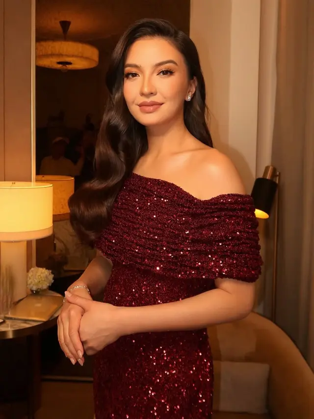 Raline Shah Tampil Memukau dengan Soft Glam Makeup Flawless, Pancarkan Pesona Elegan nan Anggun
