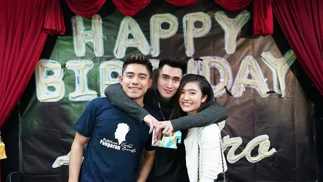 6 Potret Persahabatan Verrel Bramasta dan Riza Syah, Bak Saudara Kandung