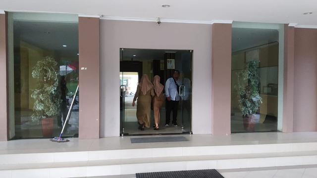 Listrik Kantor Bupati Gorontalo Utara diputus PLN gara-gara menunggak Rp81 juta. (Foto: Liputan6.com/Arfandi Ibrahim).