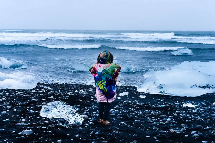 Gletser di Islandia. (Sumber foto: boredpanda.com)