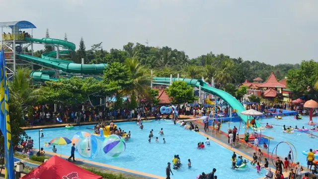 Owabong Waterpark (Foto: Liputan6.com/Dinkominfo PBG/Muhamad Ridlo)
