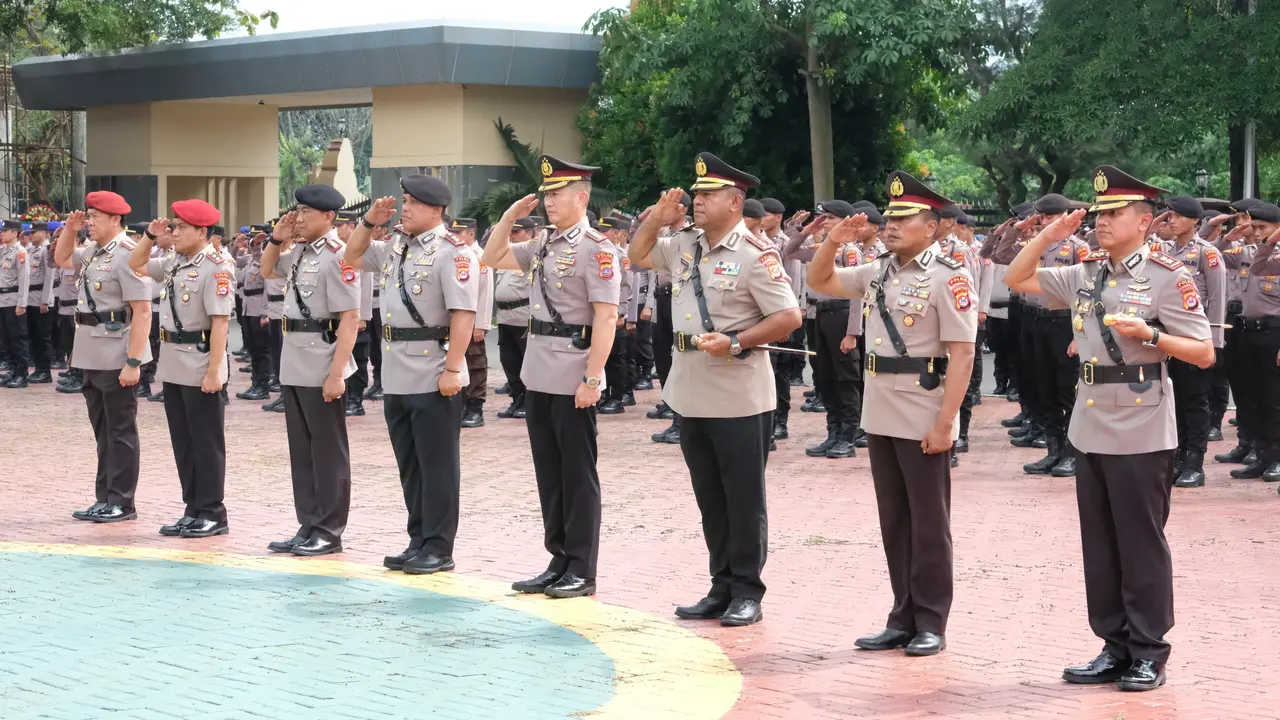 Upacara sertijab rotasi jabatan di lingkungan Polda Banten. Foto : (Istimewa).