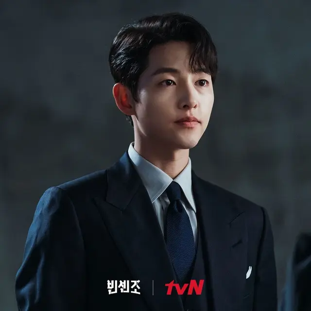 Song Joong Ki dalam Vincenzo. (tvN via Instagram/ /tvndrama.official)