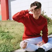 Penyanyi dan aktor asal Korea Selatan, Seo In Guk akan mengikuti wajib militer. Ikut serta dalam wamil 2017, Seo In Guk berharap bentuk tubuhnya akan lebih seksi lagi. (Instagram/seo_cccc)