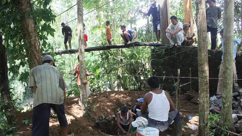 Dana untuk Jembatan Asa SCTV Desa Jayasari Sudah Terpenuhi