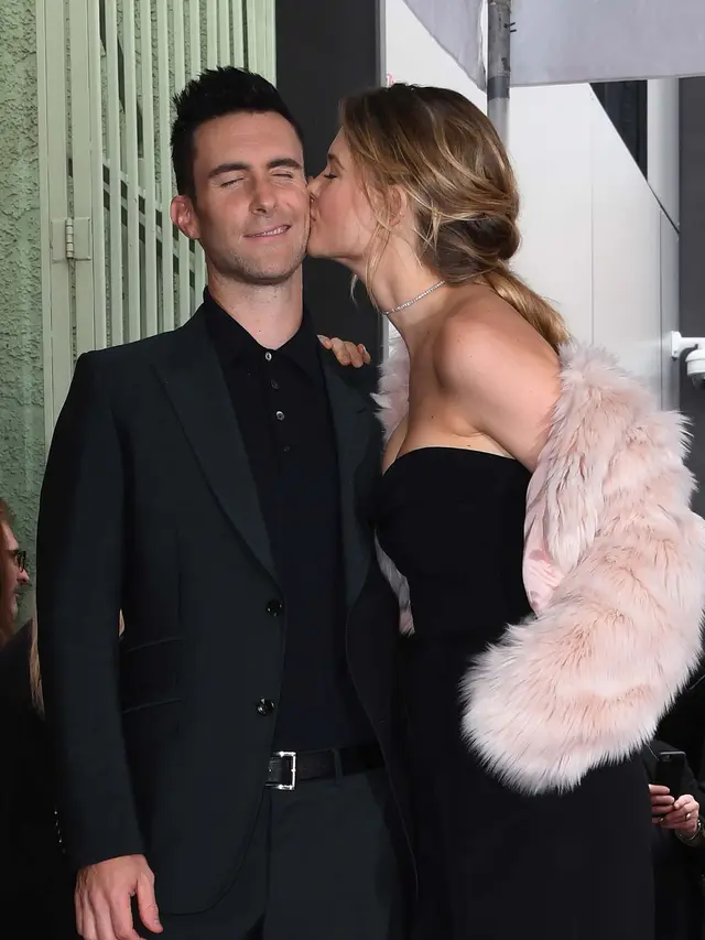 [Bintang] Adam Levine