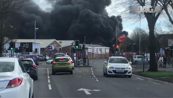 SEJAGAT: Kebakaran Gardu Listrik di Pusat Kota Leicester, Inggris
