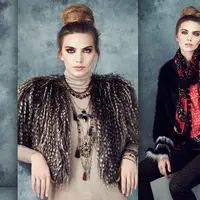 Eits, jangan salah kostum! Pakaian yang kamu kenakan juga akan berpengaruh pada penilaian para pria yang akan mendekati kamu loh.
