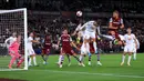 Anak buah David Moyes menambah satu gol lagi lewat aksi Tomas Soucek pada menit ke-82. Skor 3-1 bertahan hingga laga usai. (Bradley Collyer/PA via AP)