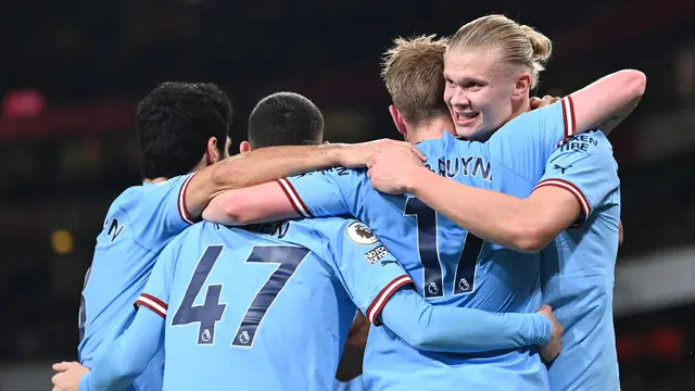 Foto: Manchester City Kudeta Puncak Klasemen Liga Inggris setelah Tumbangkan Arsenal di Kandangnya