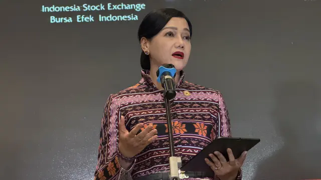 Pejabat Sementara Ketua Dewan Komisioner Otoritas Jasa Keuangan (OJK) Friderica Widyasari Dewi saat konferensi pers perkembangan terkini terkait MSCI di Gedung BEI. (Foto: Liputan6.com/Tira Santia)