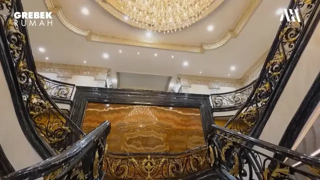 Tangga Rumah Gen Halilintar di Jakarta