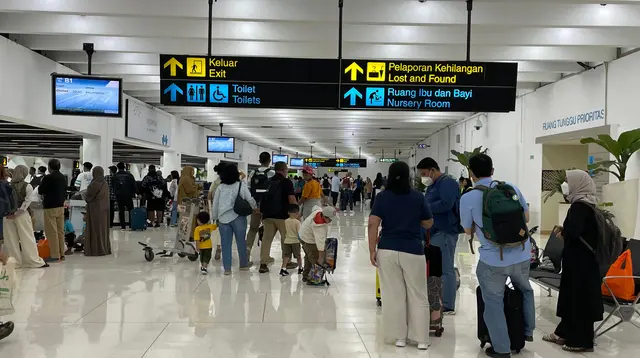 Menteri Perhubungan Dudy Purwagandhi mengecek simpul transportasi menjelang mudik Lebaran 2025, termasuk Bandara Soekarno-Hatta. (Foto: Kemenhub)