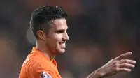 Van Persie Bakal Hengkang dari MU demi Euro 2016?