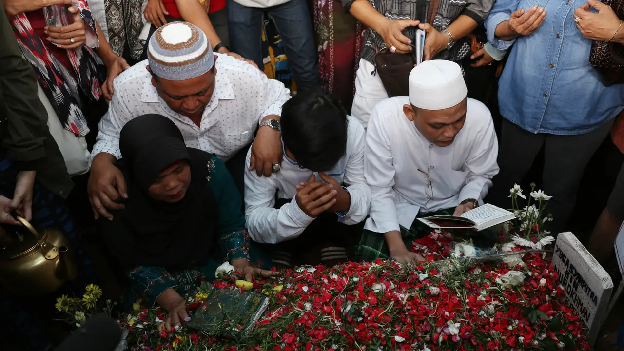 Ziara sebelum peringatan 7 hari Olga Syahputra