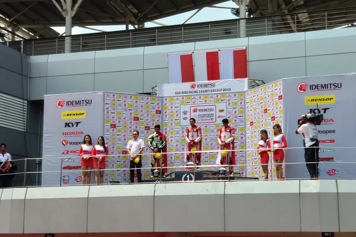 Lucky Hendriansya dari AHRT menjuarai race 1 ARRC 2019 kelas AP250