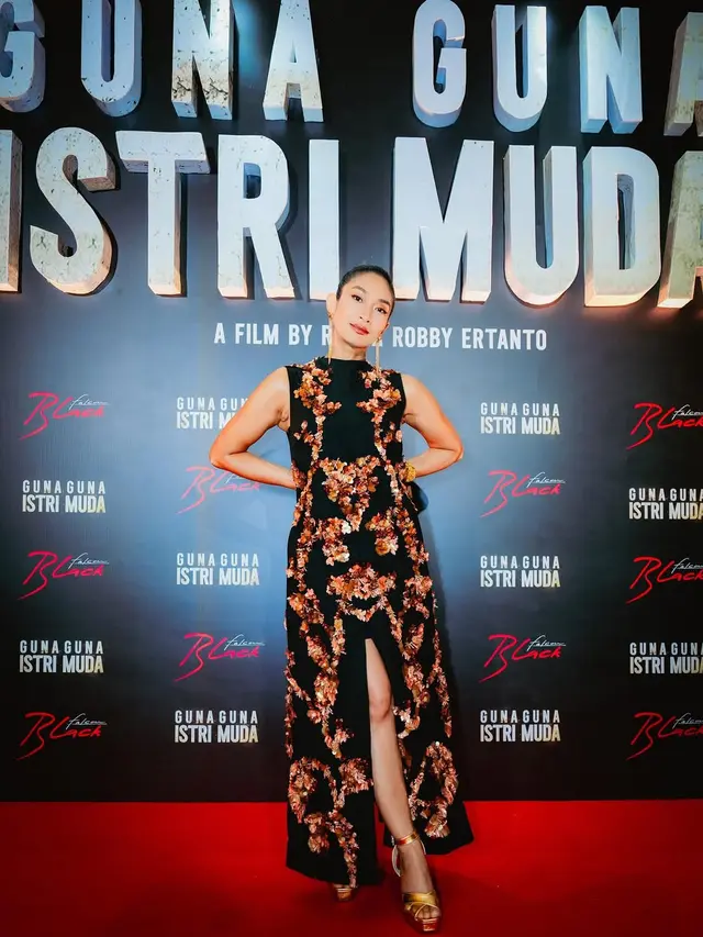 Dress Panjang Happy Salma